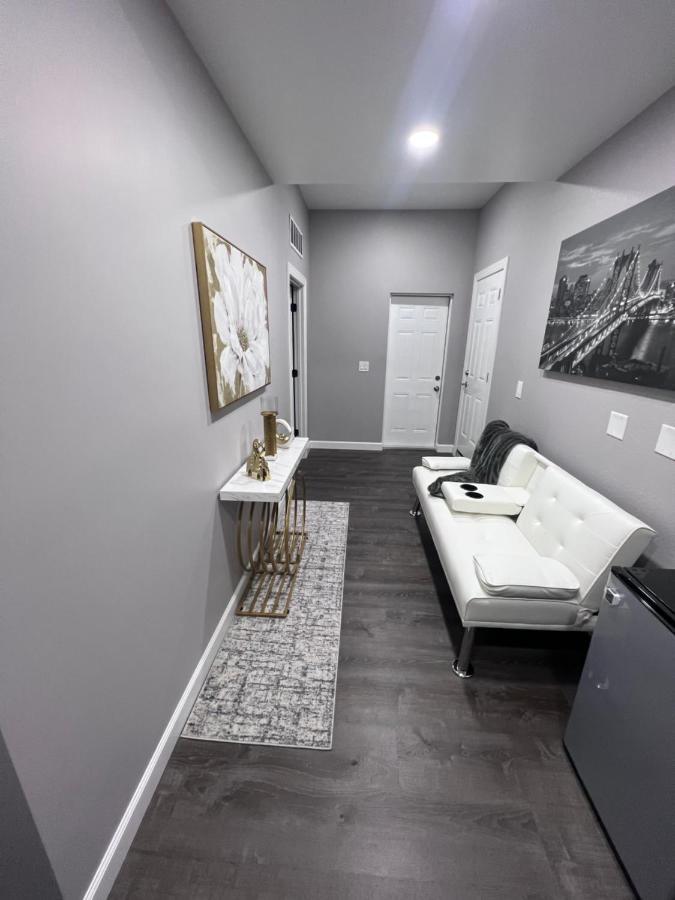 The Palm Suite Lehigh Acres Eksteriør bilde