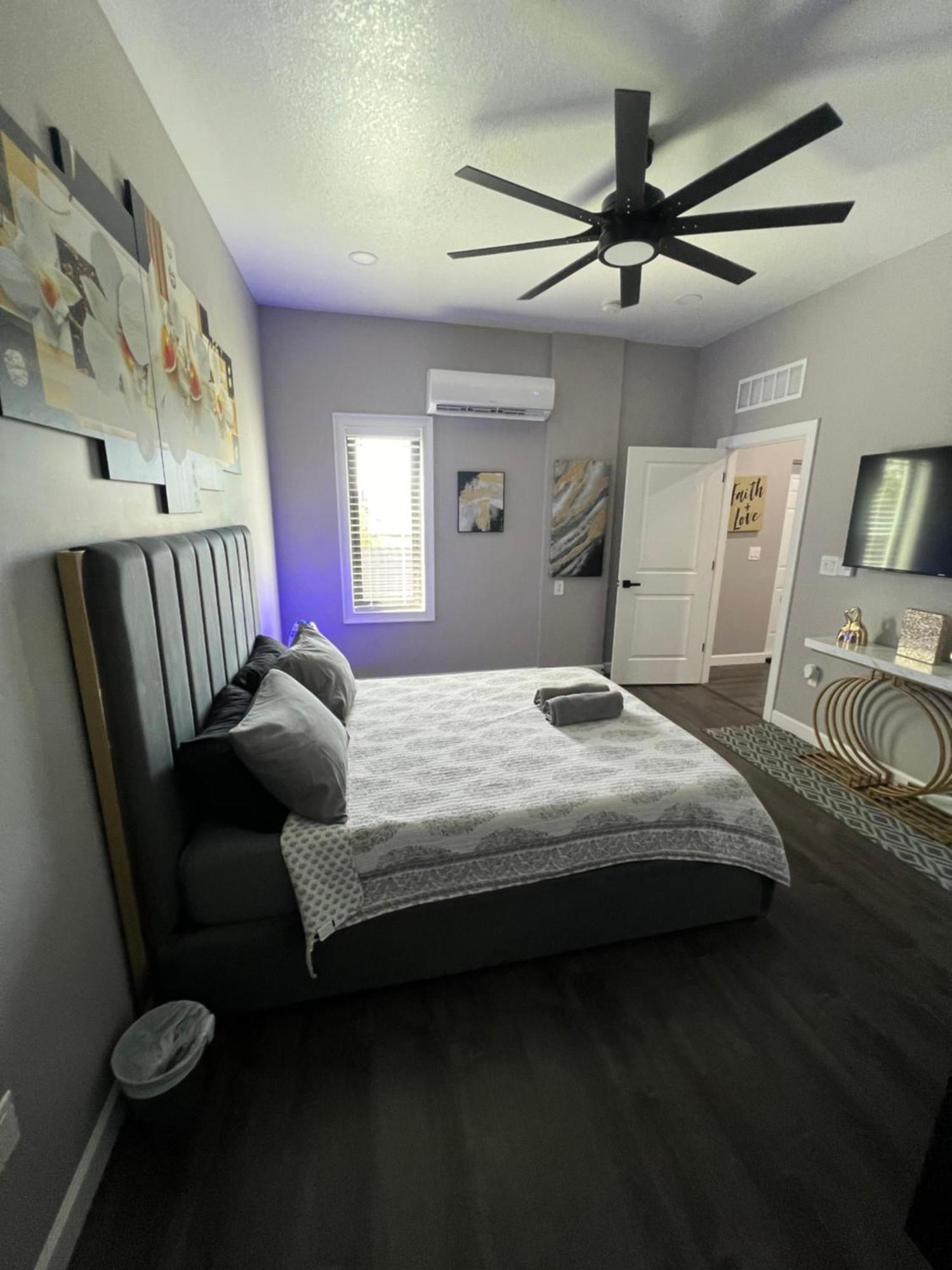 The Palm Suite Lehigh Acres Eksteriør bilde