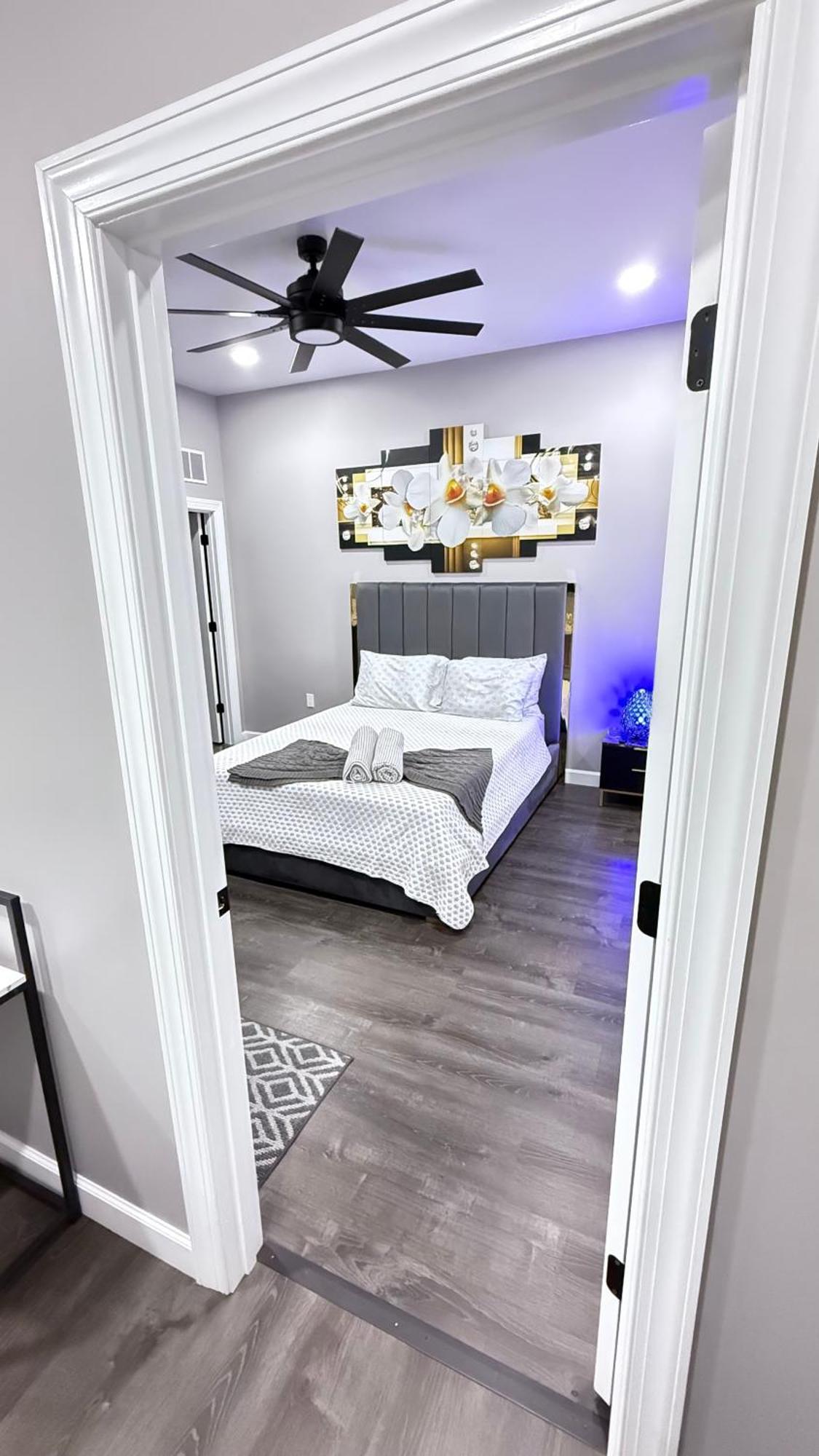The Palm Suite Lehigh Acres Eksteriør bilde